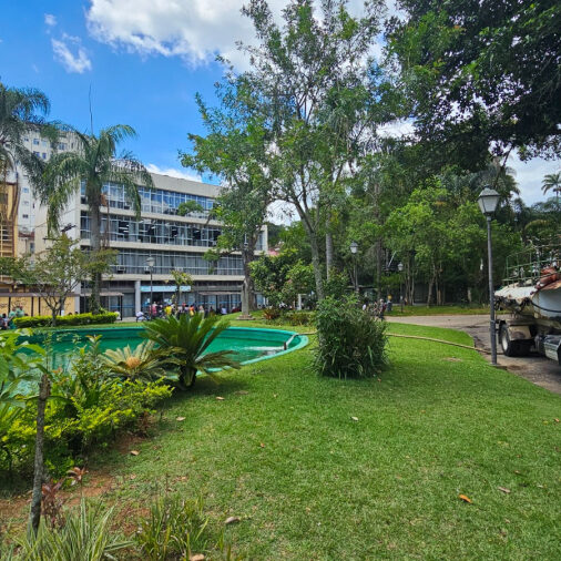 a 4040c87bf403cb2b09936d99ab37ac68_XL